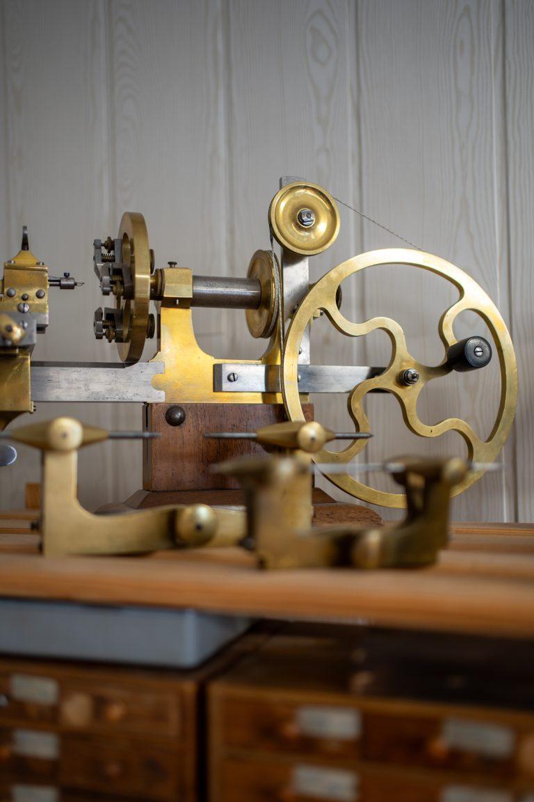 Restaurateur artisan horloger sur la Route des Savoir Faire 2026 - Photo SIMON DAVAL / PERIPLES ET CIE