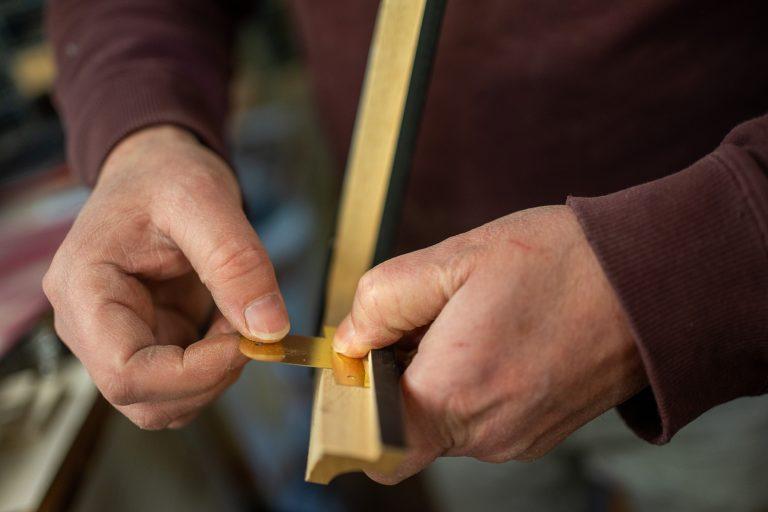 Galerie Art Perrin et Encadrement sur la Route des Savoir Faire à Montbéliard - Photo SIMON DAVAL / PERIPLES ET CIE